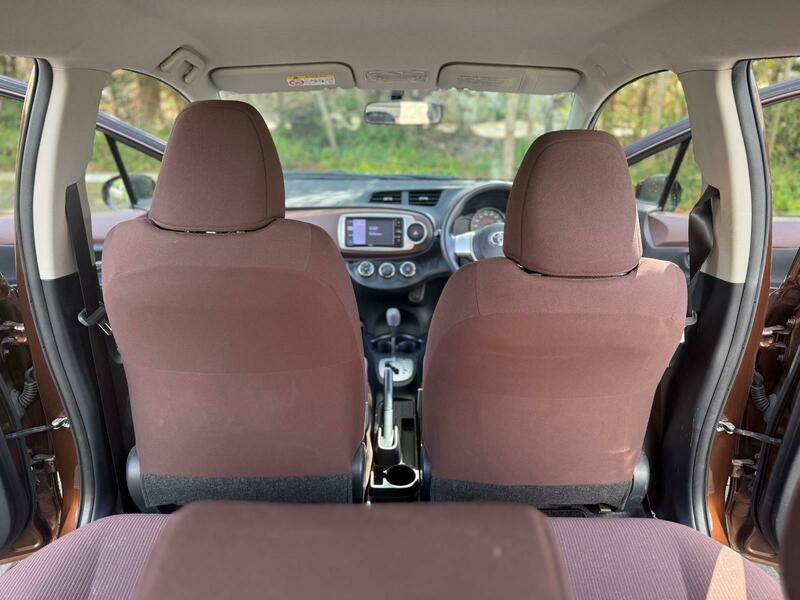 Toyota YARIS 2014-VVT-i (Jewela Spec)