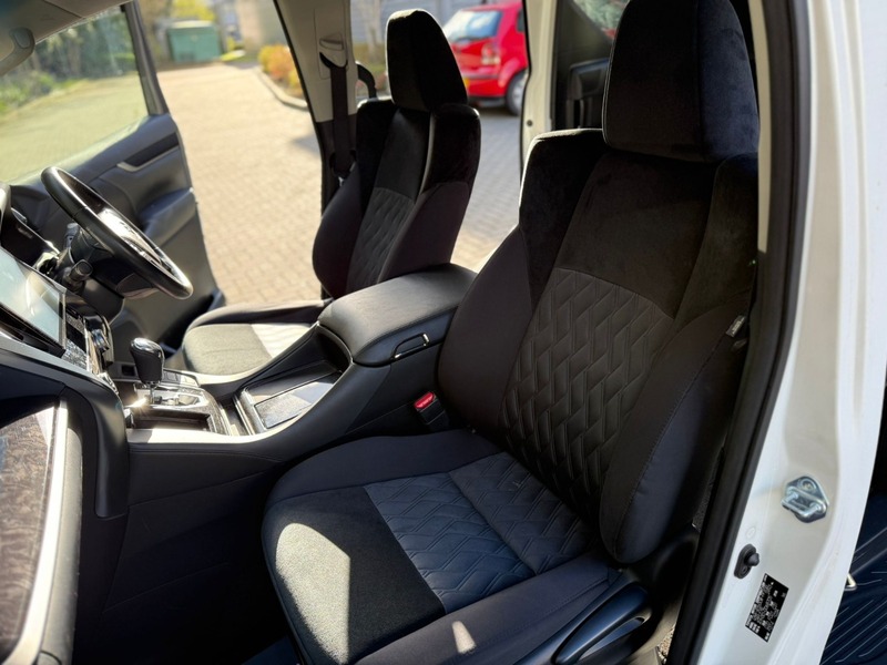 Toyota Alphard 2018- 2.5L Petrol Hybrid | 4WD | Facelift