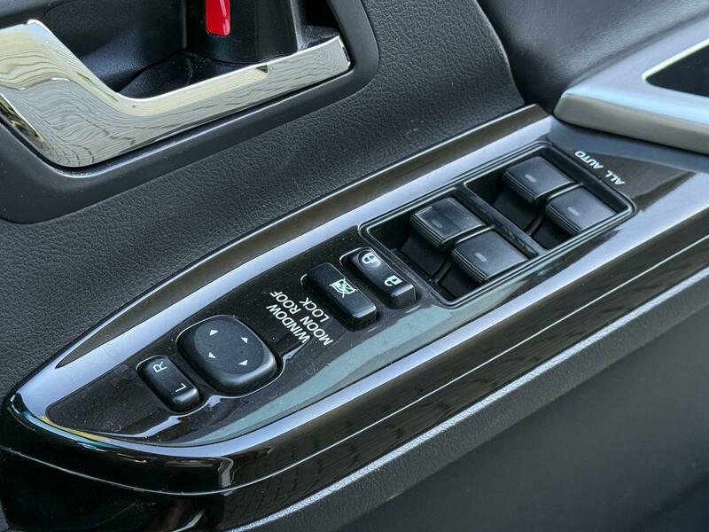 Toyota Alphard 2013 Type Gold Trim | 3.5L V6