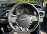 Toyota YARIS 2014 1.33 Dual VVT-i Icon Hatchback 5dr Petrol Multidrive S Euro 6 (99 p)