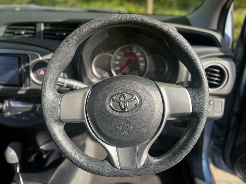 Toyota YARIS 2014 1.33 Dual VVT-i Icon Hatchback 5dr Petrol Multidrive S Euro 6 (99 p)