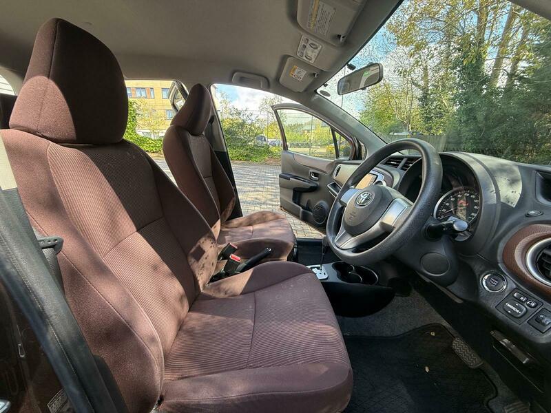 Toyota YARIS 2014-VVT-i (Jewela Spec)