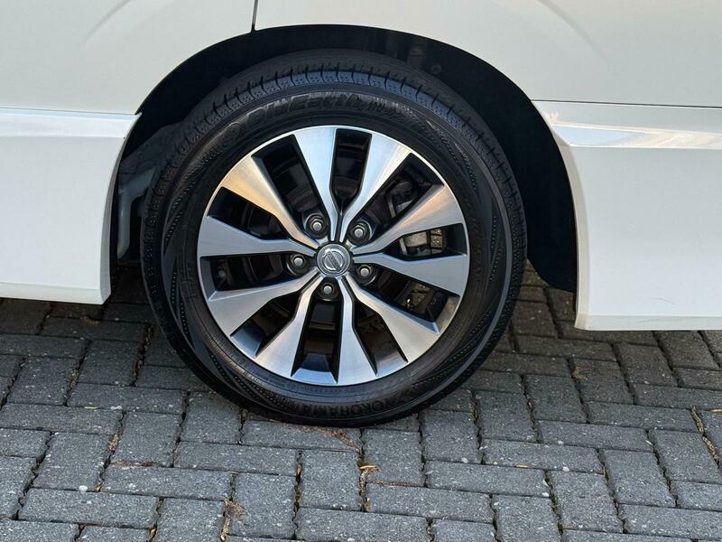 Nissan Serena Petrol Hybrid 2000cc 2017