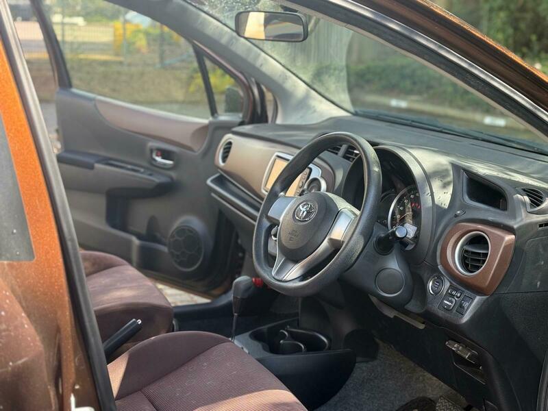 Toyota YARIS 2014-VVT-i (Jewela Spec)