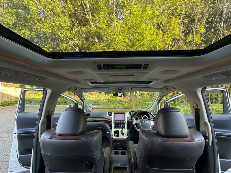 Toyota Alphard 2013 Type Gold Trim | 3.5L V6