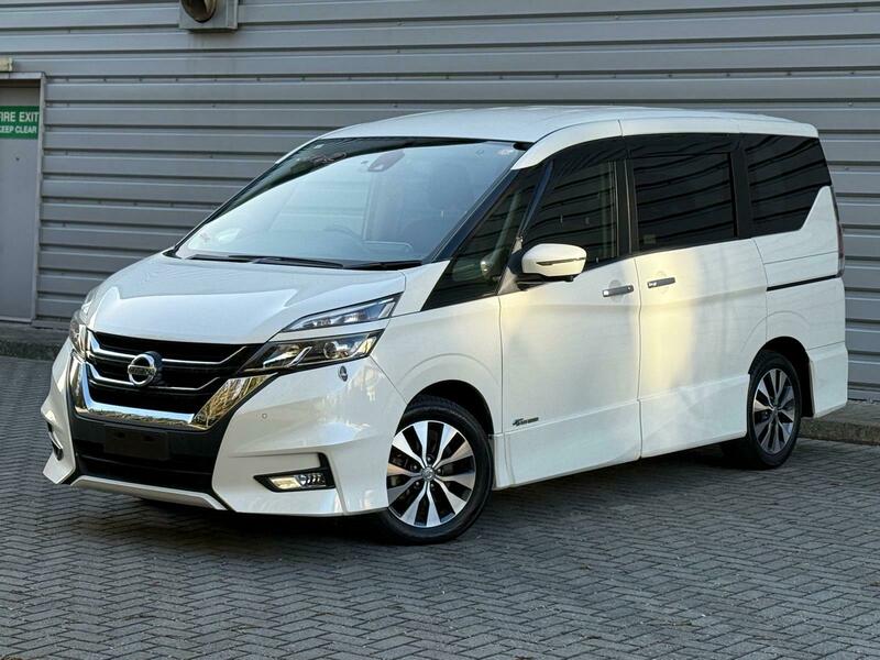 Nissan Serena Petrol Hybrid 2000cc 2017
