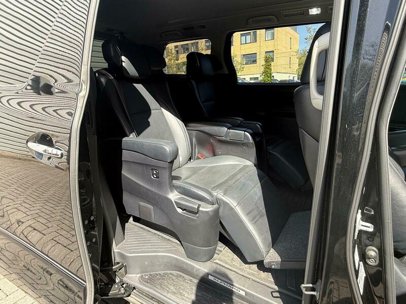 Toyota Alphard 2014-Premium Leather | 2.4L|Hot n Cool Box