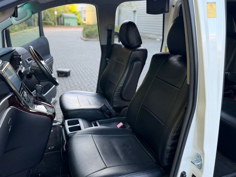 Toyota Vellfire 2400cc Petrol | 2013 | Stunning Body Kit | Luxury 7 Seater