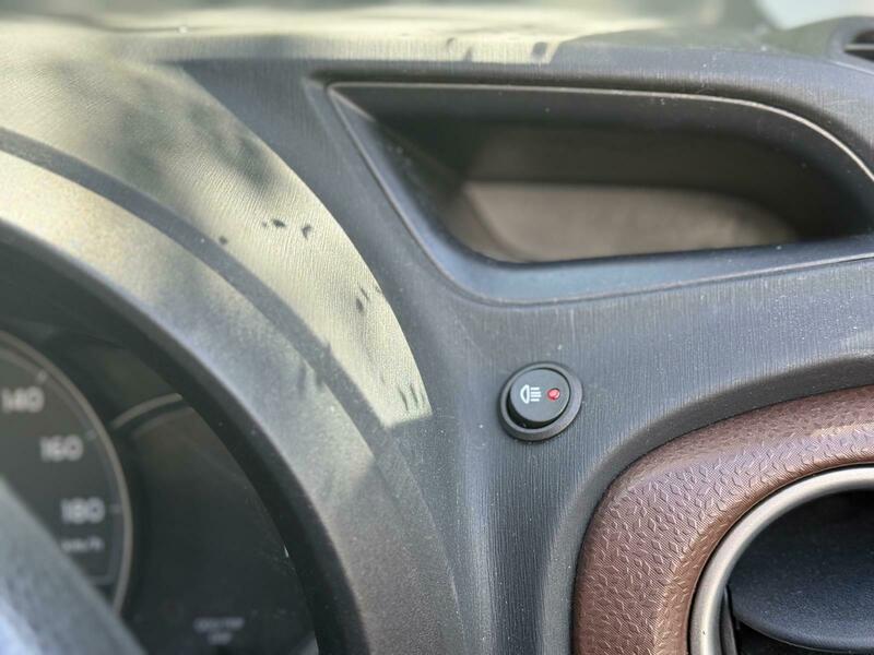 Toyota YARIS 2014-VVT-i (Jewela Spec)