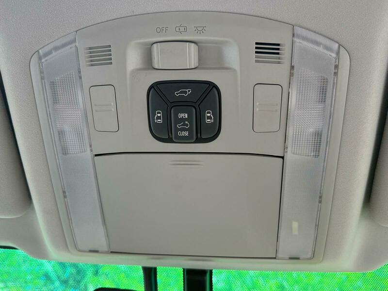 Toyota Alphard 2013 Type Gold Trim | 3.5L V6