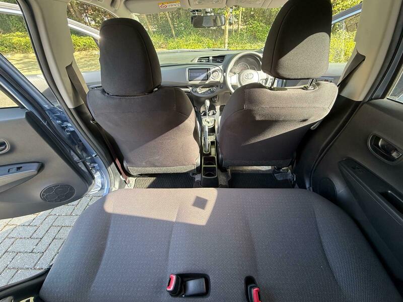 Toyota YARIS 2014 1.33 Dual VVT-i Icon Hatchback 5dr Petrol Multidrive S Euro 6 (99 p)