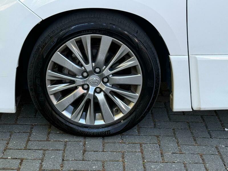 Toyota Alphard 2013 Type Gold Trim | 3.5L V6