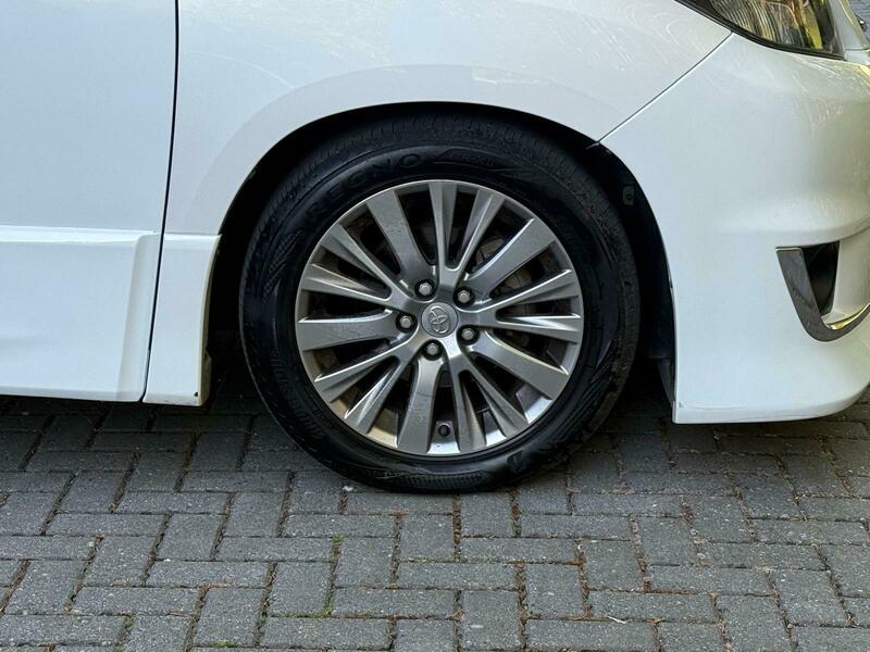 Toyota Alphard 2013 Type Gold Trim | 3.5L V6