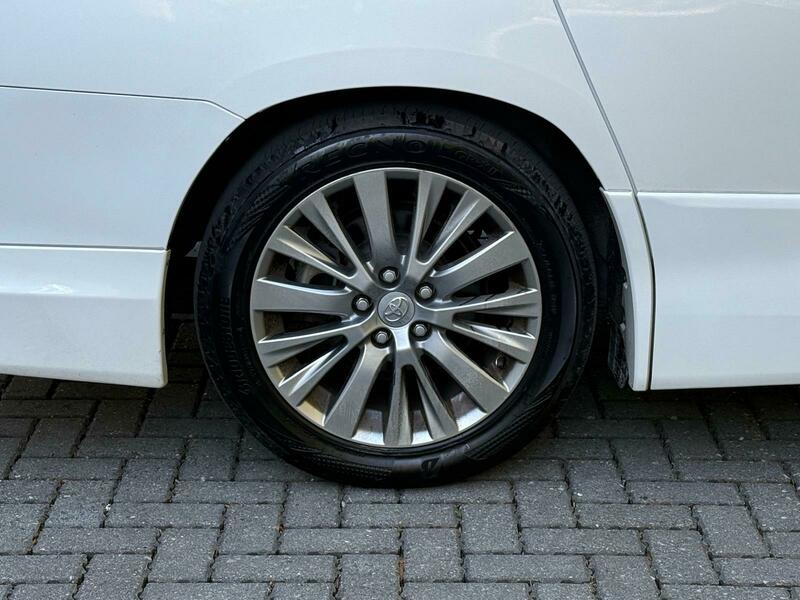 Toyota Alphard 2013 Type Gold Trim | 3.5L V6