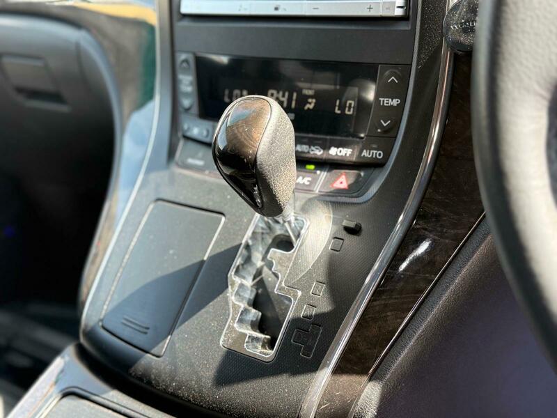 Toyota Alphard 2014-Premium Leather | 2.4L|Hot n Cool Box