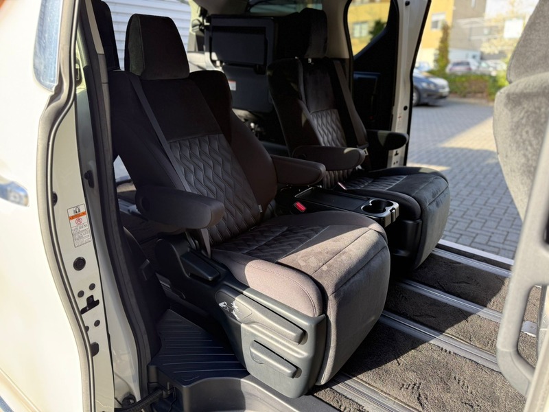 Toyota Alphard 2018- 2.5L Petrol Hybrid | 4WD | Facelift