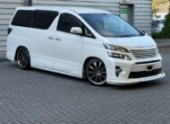 Toyota Vellfire 2400cc Petrol | 2013 | Stunning Body Kit | Luxury 7 Seater