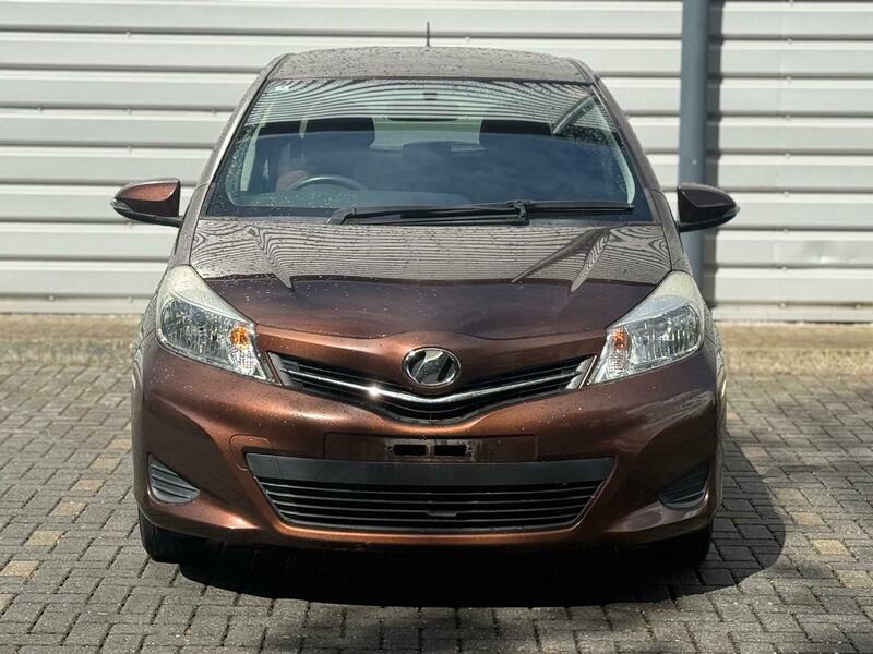 Toyota YARIS 2014-VVT-i (Jewela Spec)