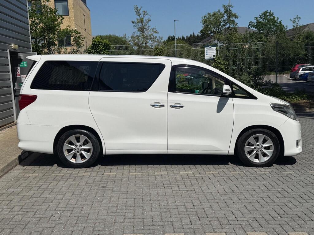 Toyota Alphard Business Edition 2014 – Luxury 3.5L V6