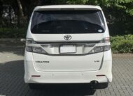 Toyota Vellfire 3.5L V6 2014 | Rare 4WD | Captain seats
