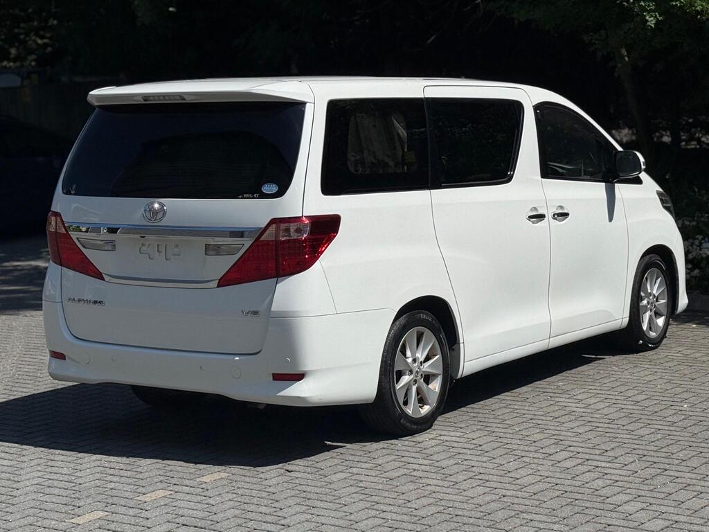 Toyota Alphard Business Edition 2014 – Luxury 3.5L V6