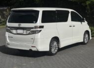 Toyota Vellfire 3.5L V6 2014 | Rare 4WD | Captain seats