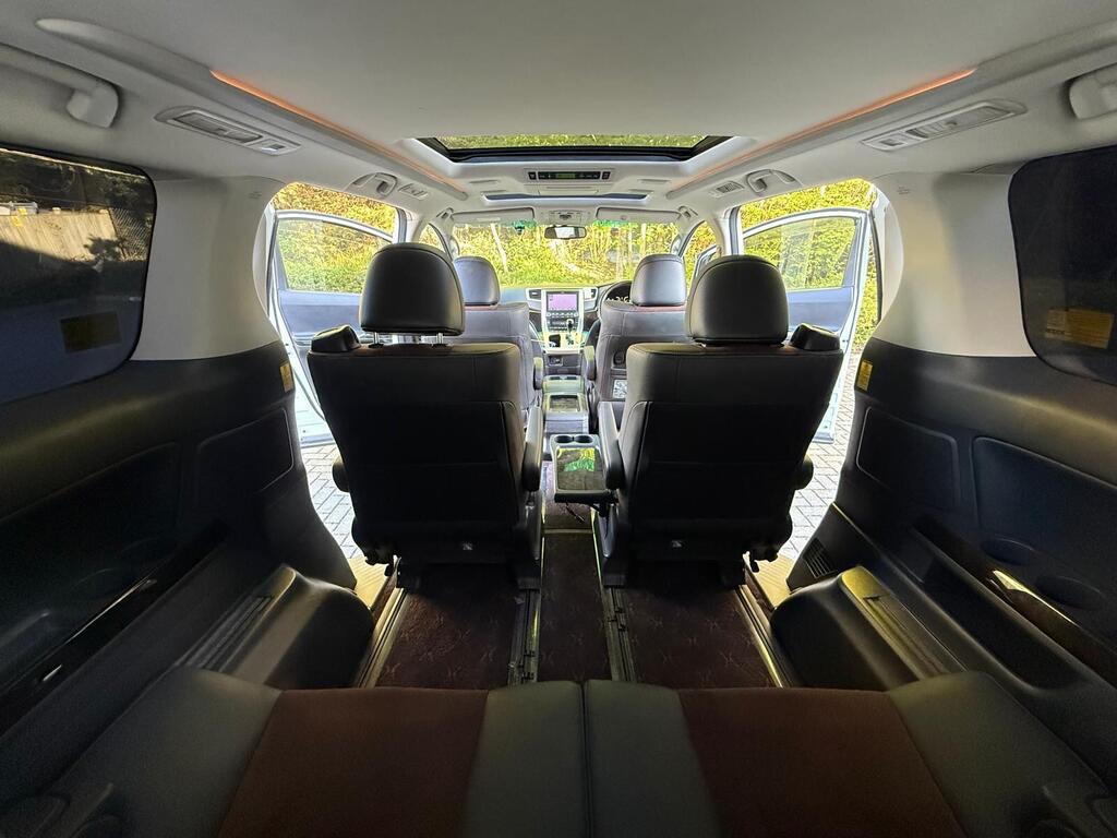 Toyota Alphard 2013 Golden Eye Fresh Import V6 3.5 Petrol