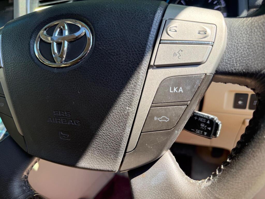 Toyota Alphard Business Edition 2014 – Luxury 3.5L V6