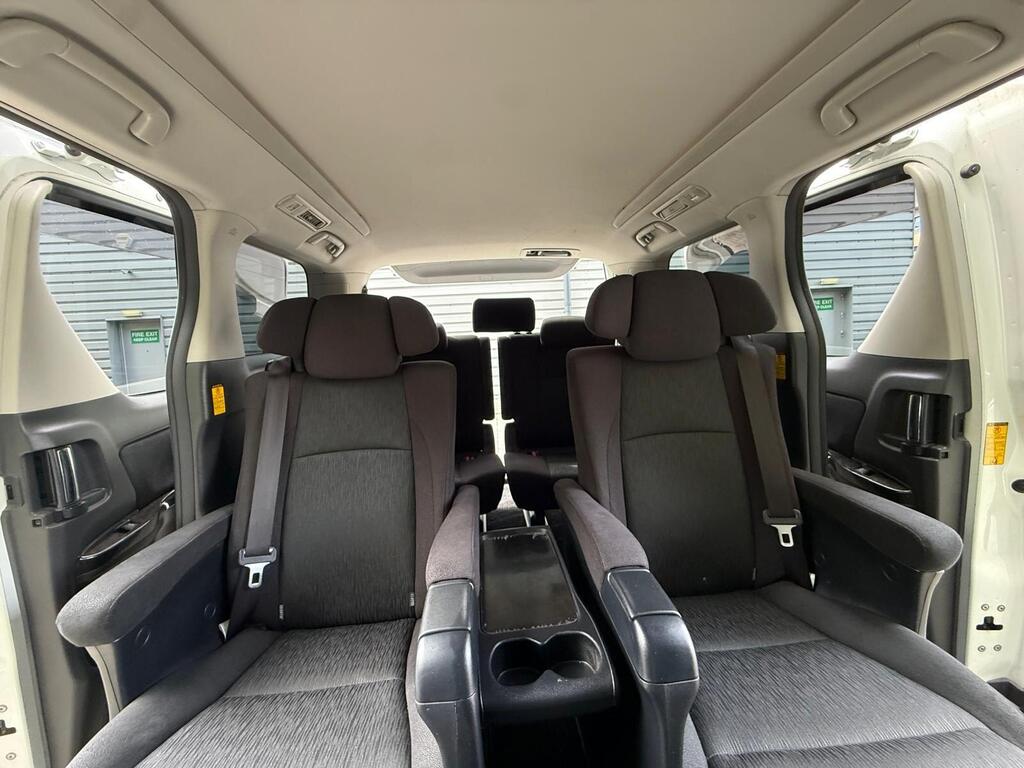Toyota Vellfire 3.5L V6 2014 | Rare 4WD | Captain seats