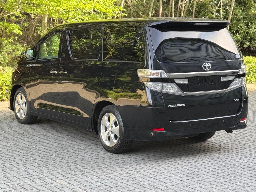 Toyota Vellfire 2013 Luxury Edition V6 3.5 Petrol