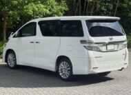Toyota Vellfire 3.5L V6 2014 | Rare 4WD | Captain seats