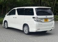 Toyota Vellfire 3.5L V6 2014 | Rare 4WD | Captain seats