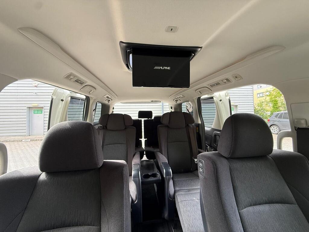 Toyota Vellfire 3.5L V6 2014 | Rare 4WD | Captain seats