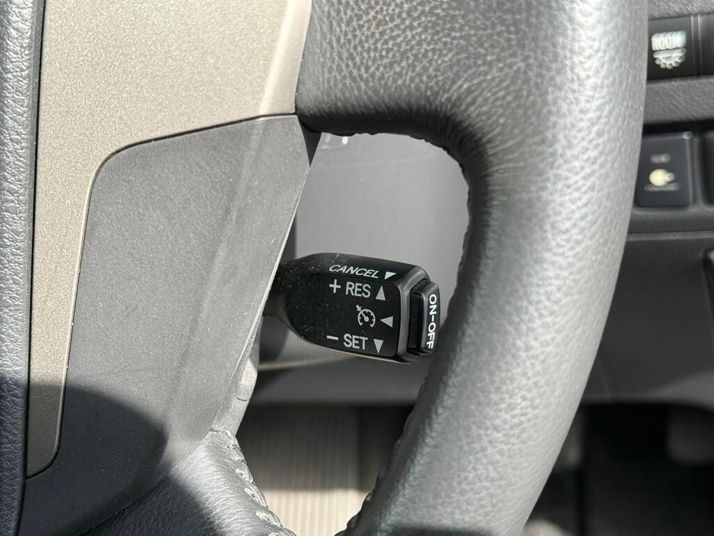 Toyota Vellfire 3.5L V6 2014 | Rare 4WD | Captain seats