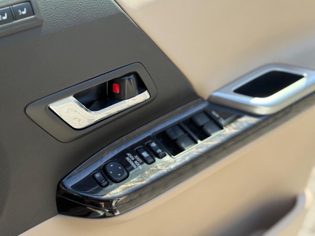 Toyota Alphard Business Edition 2014 – Luxury 3.5L V6