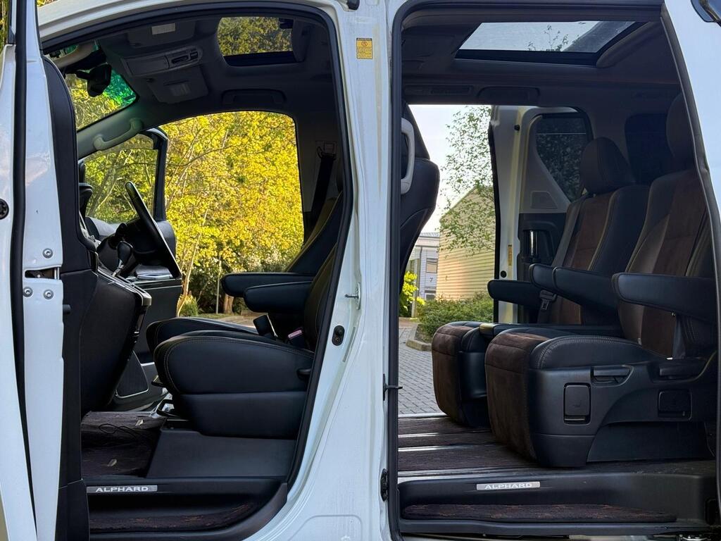 Toyota Alphard 2013 Golden Eye Fresh Import V6 3.5 Petrol
