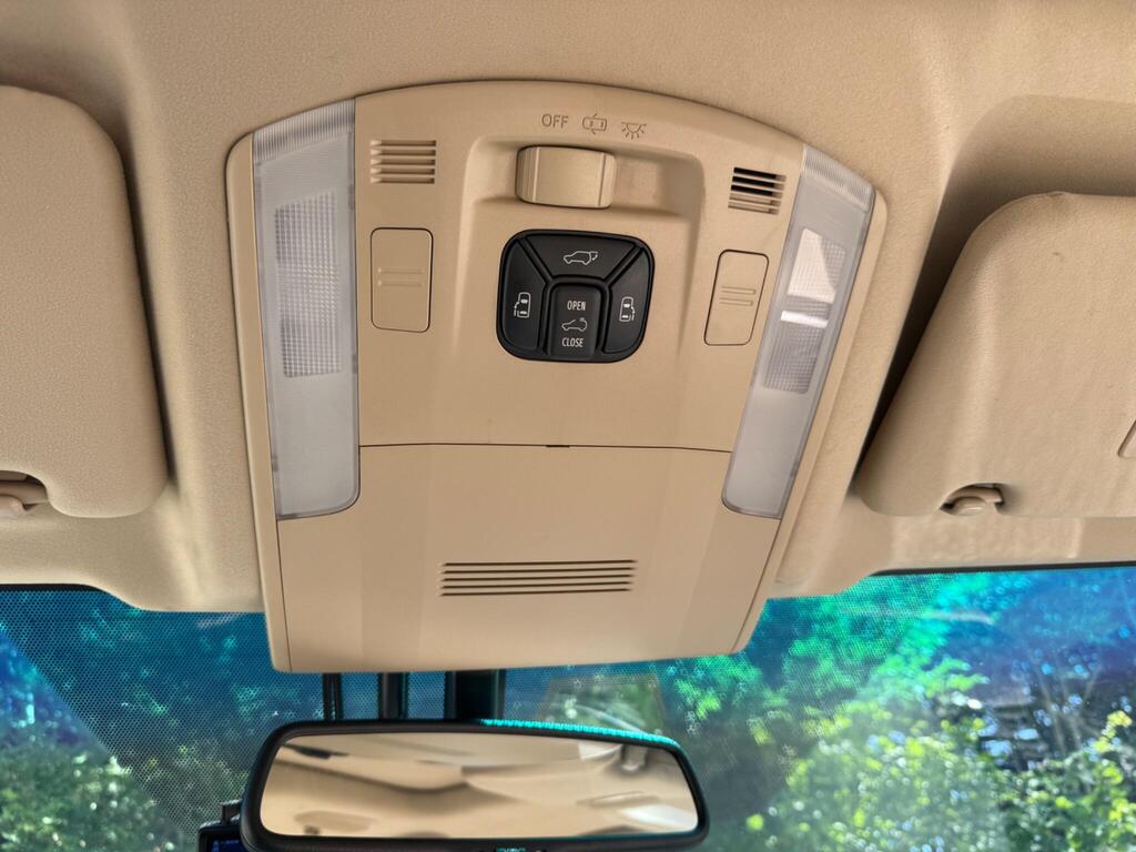 Toyota Alphard Business Edition 2014 – Luxury 3.5L V6
