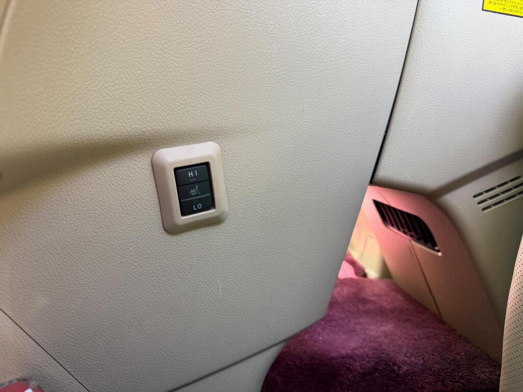 Toyota Alphard Business Edition 2014 – Luxury 3.5L V6