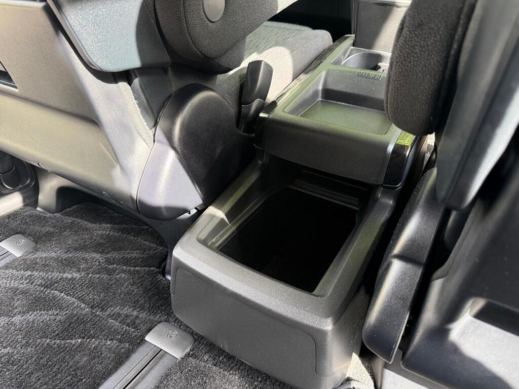 Toyota Vellfire 3.5L V6 2014 | Rare 4WD | Captain seats