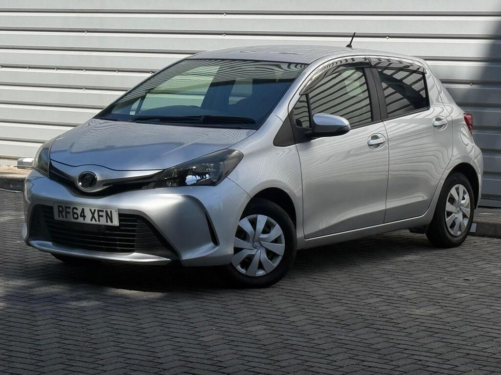 TOYOTA YARIS 2014 | Grade 4 | Genuine Low Miles