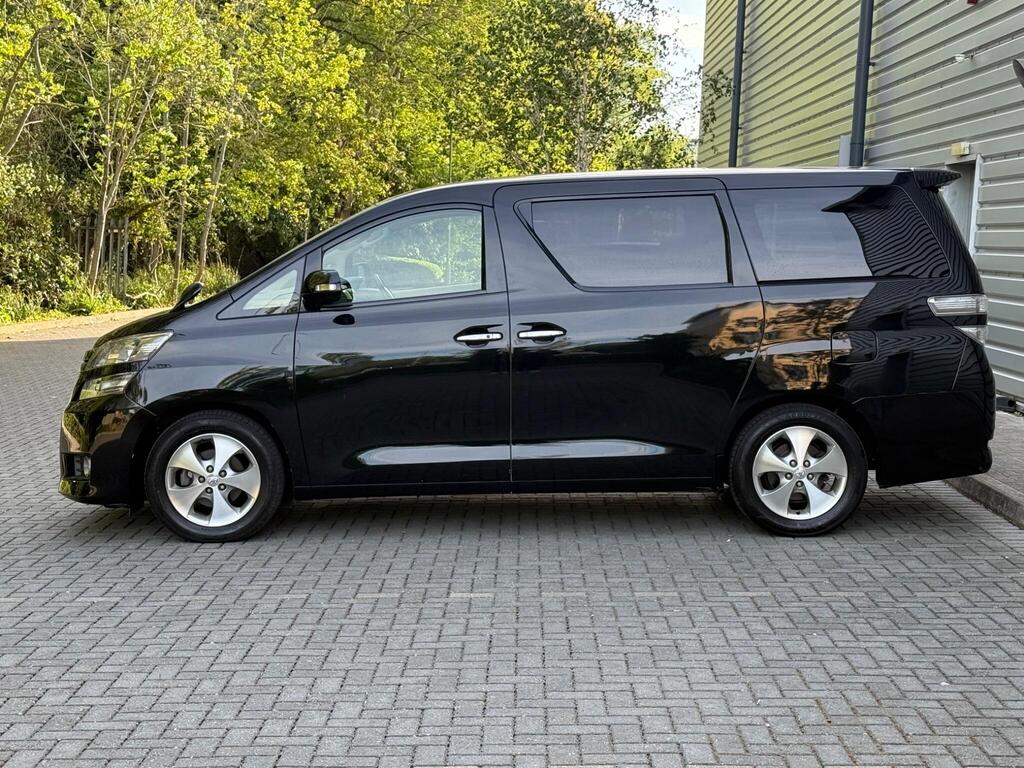 Toyota Vellfire 2013 Luxury Edition V6 3.5 Petrol
