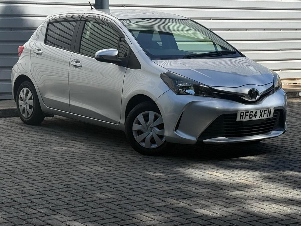 TOYOTA YARIS 2014 | Grade 4 | Genuine Low Miles