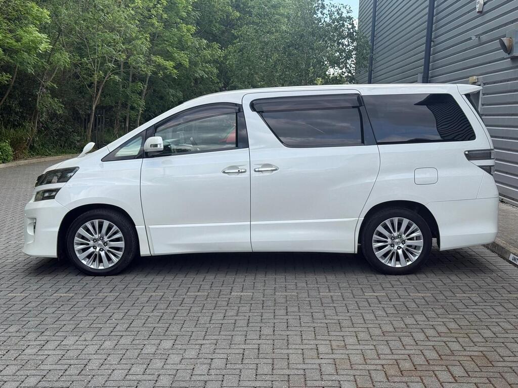 Toyota Vellfire 3.5L V6 2014 | Rare 4WD | Captain seats