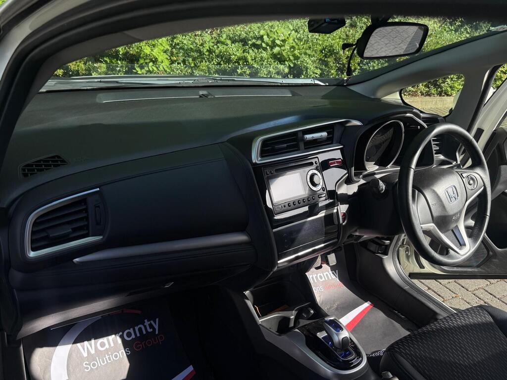 Honda Jazz 2014| Petrol Hybrid | Free 24M Warranty