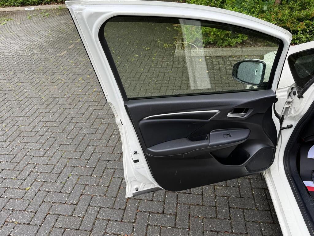 Honda Jazz 2014 Petrol Hybrid | 2 Year Warranty | High MPG