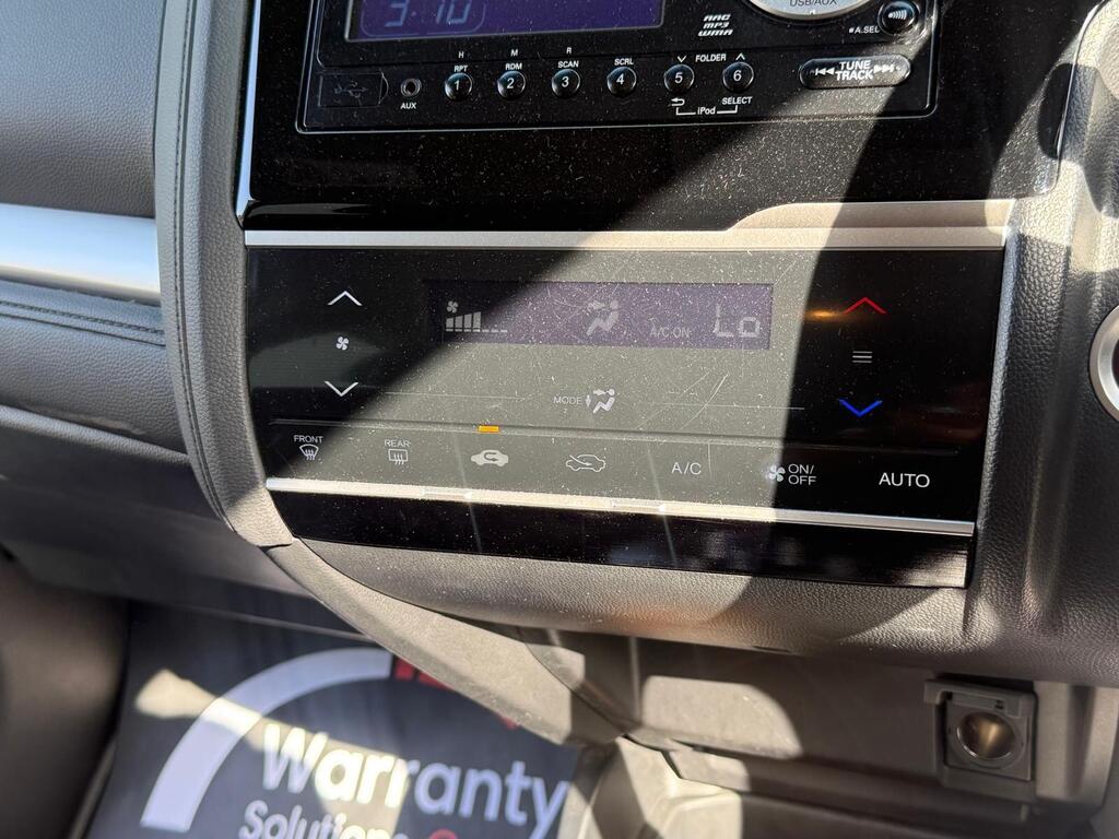 Honda Jazz 2014| Petrol Hybrid | Free 24M Warranty