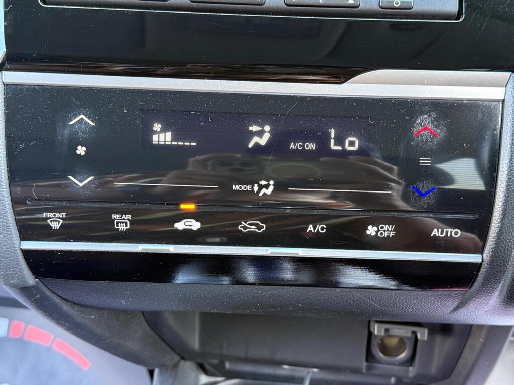 Honda Jazz 2015 Petrol Hybrid | Alloy Wheels | Cruise Control