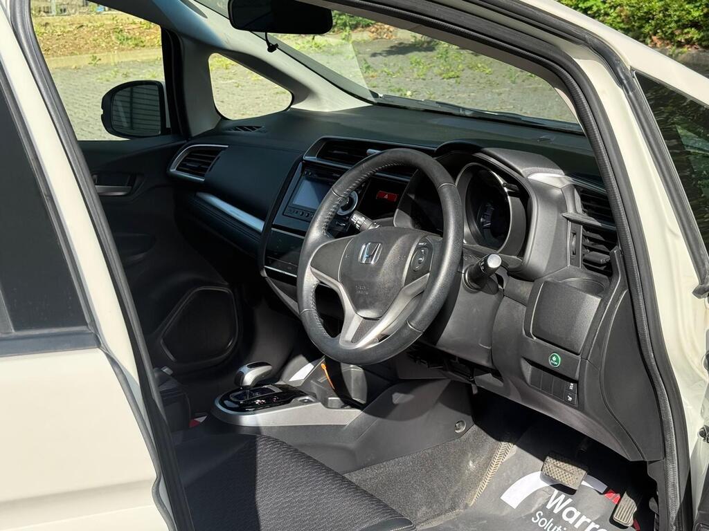 Honda Jazz 2014| Petrol Hybrid | Free 24M Warranty