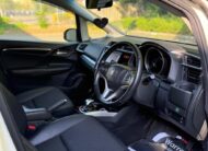 Honda Jazz 2015 Petrol Hybrid | Alloy Wheels | Cruise Control