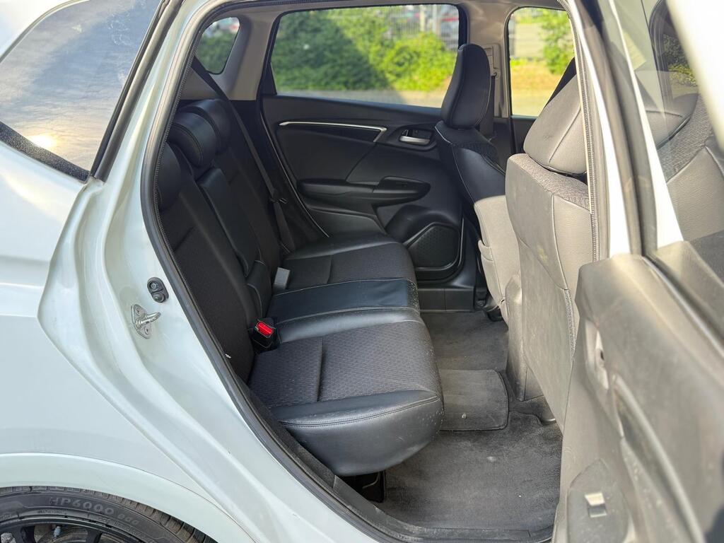 Honda Jazz / Fit Hybrid Petrol 2015 (65) stunning